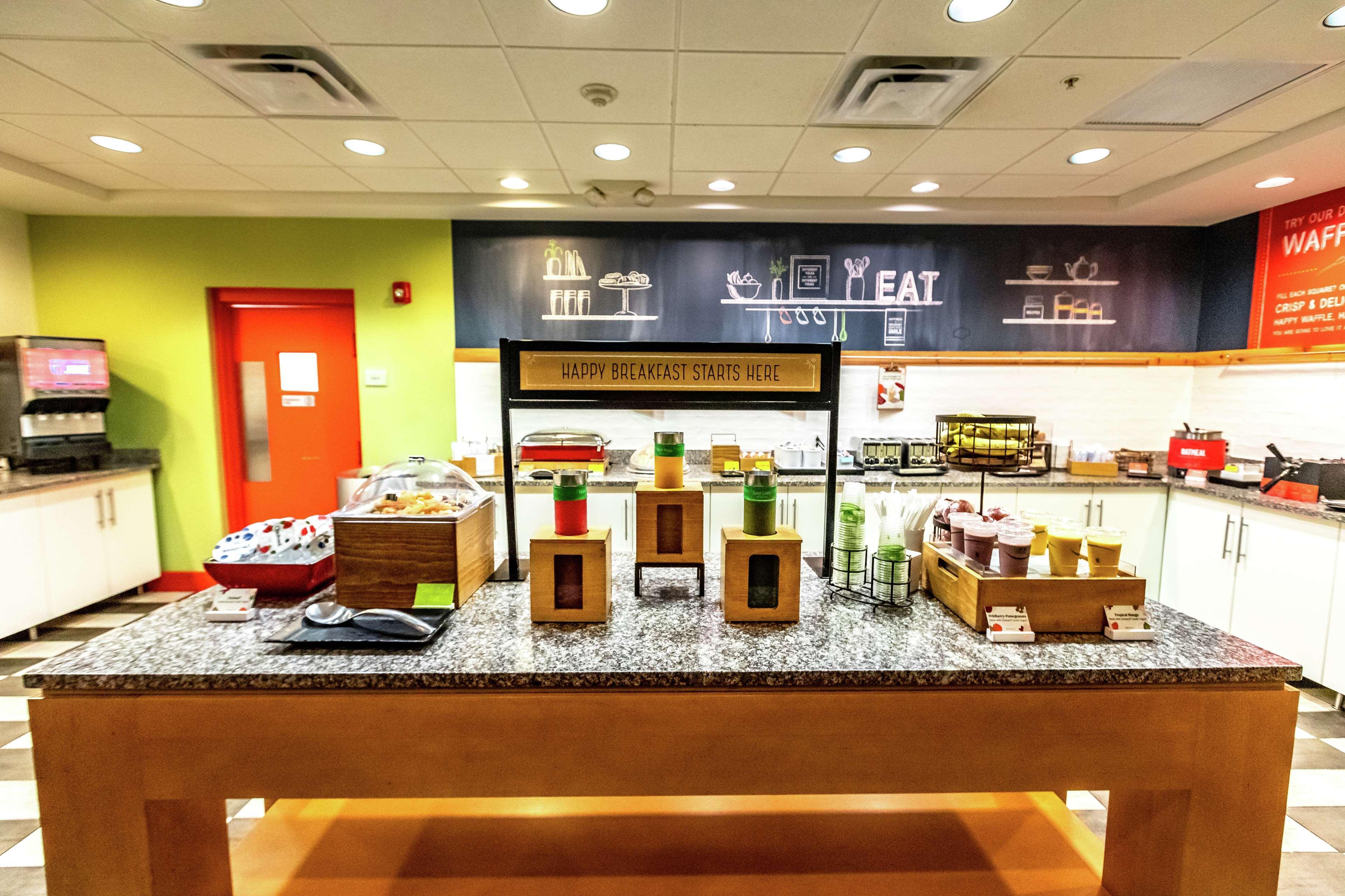 Hampton Inn & Suites Sarasota / Bradenton - Airport Екстериор снимка