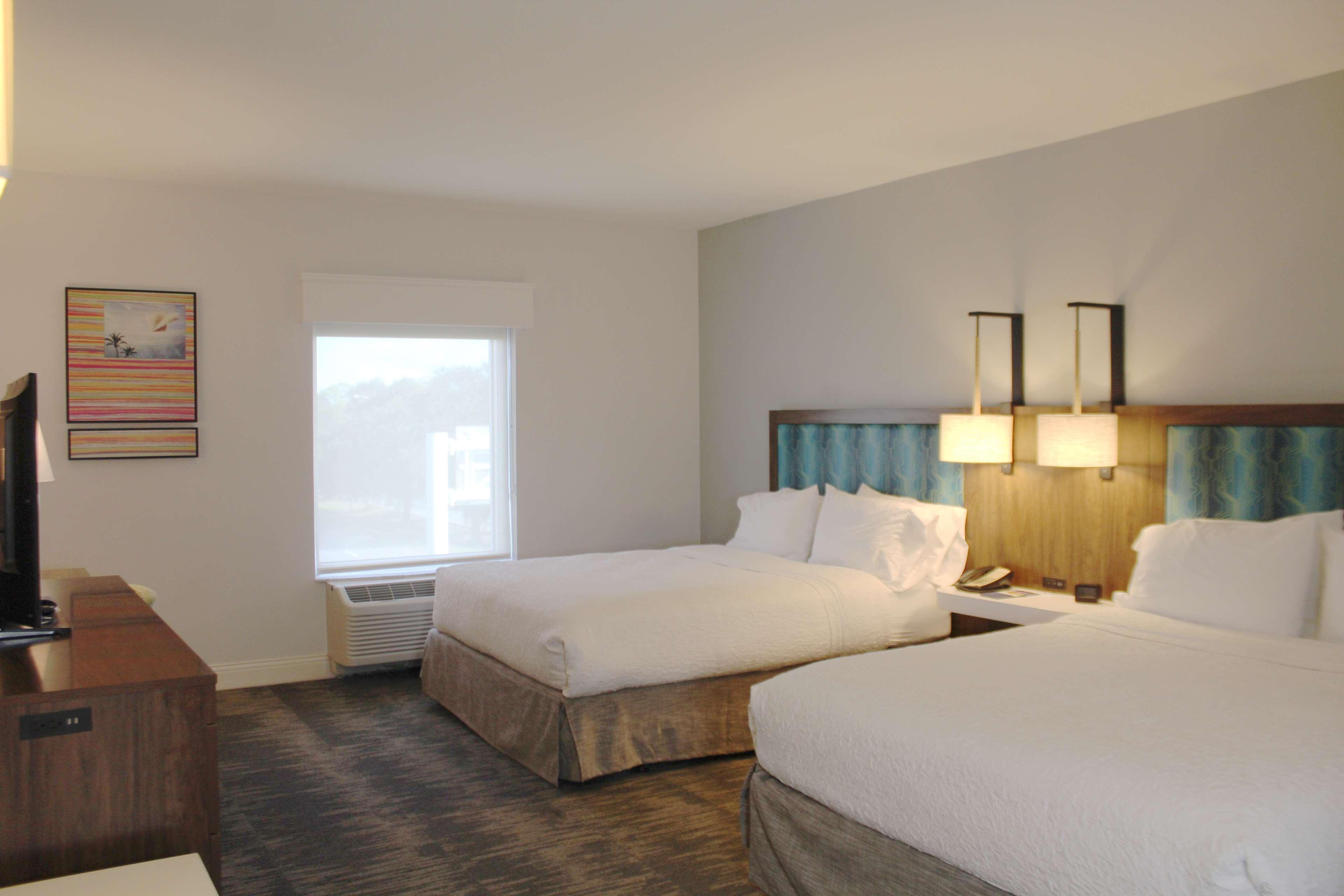Hampton Inn & Suites Sarasota / Bradenton - Airport Екстериор снимка